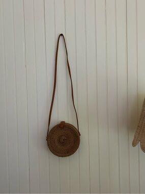 Woven crossbody bag